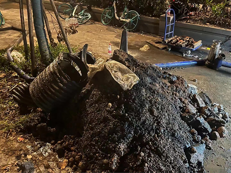 汉滨本地下水道疏通师傅，不通不收费【距您500米】